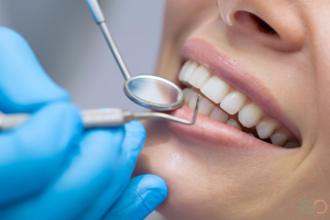 Lee más sobre el artículo Rehabilitación estética en casos de desgaste dental severo