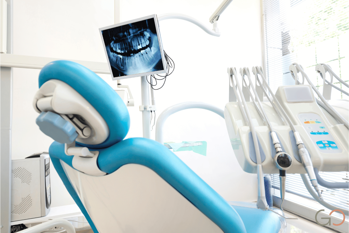 Lee más sobre el artículo Sonrisa gingival: qué es y cómo se corrige sin cirugía invasiva