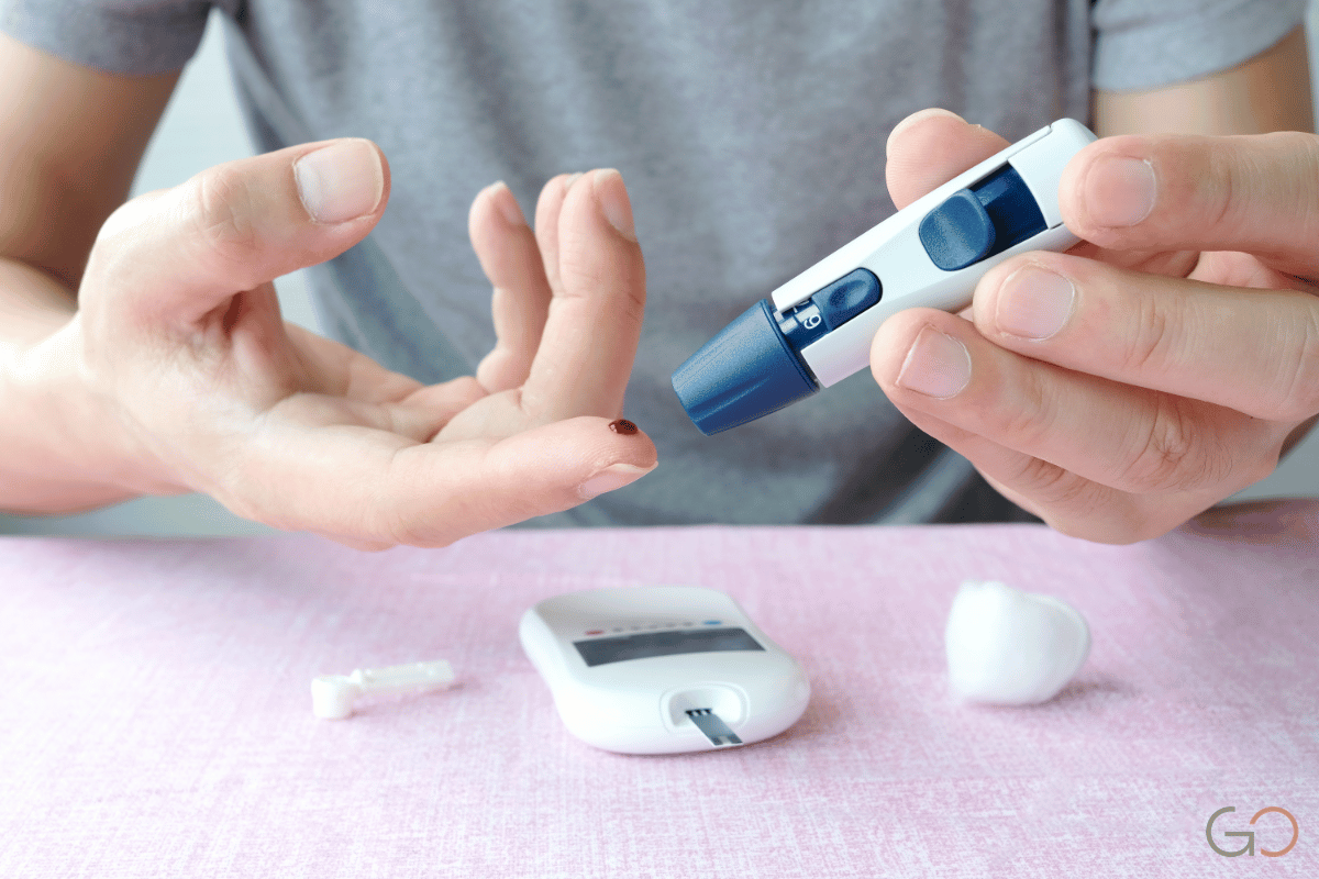 En este momento estás viendo Implantes dentales y diabetes: cuándo es seguro realizarlos